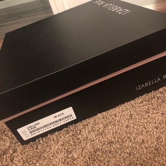 Black boots - Picture 4 of 8